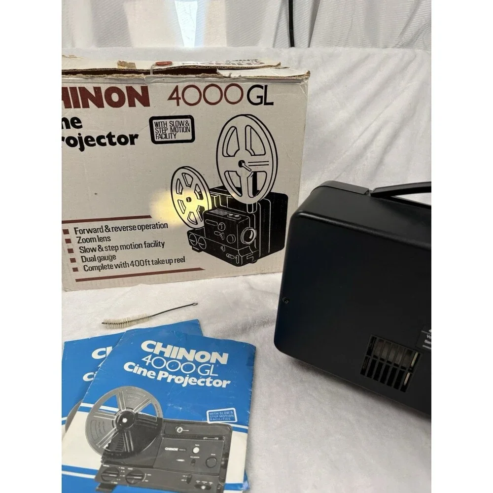 Chinon 4000GL Cine Projector Vintage 8MM Film Projector Parts Only No Reels READ